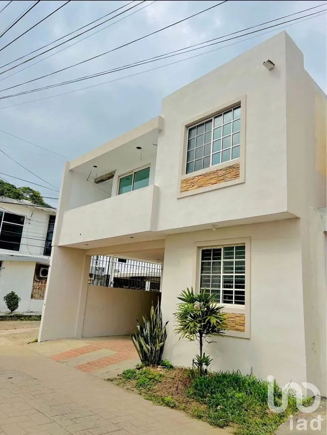 Casa en Venta en Loma del Gallo, Ciudad Madero, Tamaulipas | NEX-253095 | iad México | Foto 1 de 3