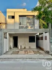 NEX-259731 - Casa en Venta, con 3 recamaras, con 3 baños, con 153 m2 de construcción en Del Bosque, CP 89318, Tamaulipas.