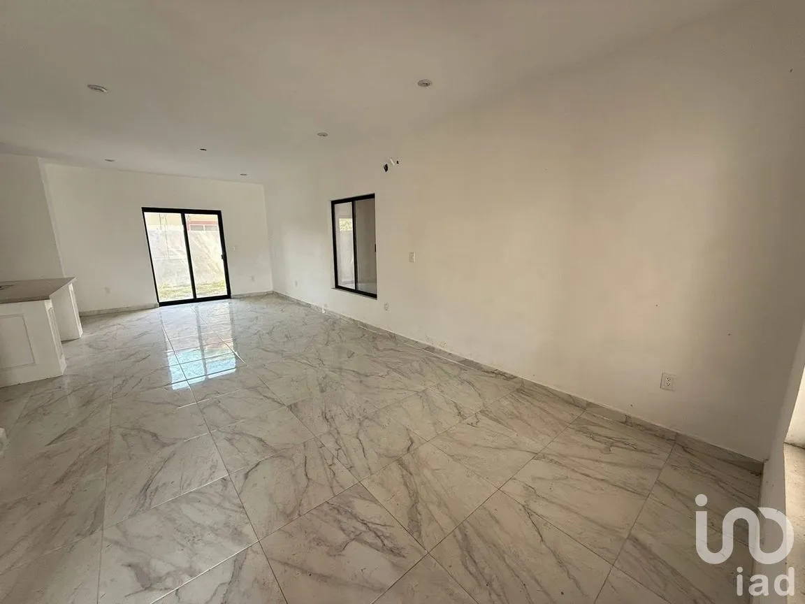 Casa en Venta en Ampliación Unidad Nacional, Ciudad Madero, Tamaulipas | NEX-260433 | iad México | Foto 3 de 10