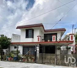 NEX-292501 - Casa en Venta, con 4 recamaras, con 3 baños, con 235 m2 de construcción en Manuel R Díaz, CP 89515, Tamaulipas.