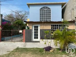 NEX-294094 - Casa en Venta, con 4 recamaras, con 2 baños, con 186 m2 de construcción en Enrique Cárdenas González, CP 89309, Tamaulipas.