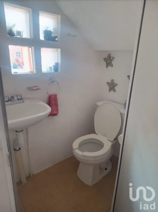 Casa en Venta en Hacienda las Palmas I y II, Ixtapaluca, México | NEX-243991 | iad México | Foto 10 de 15