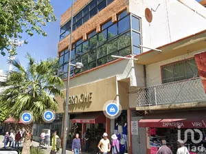 NEX-250522 - Local en Renta, con 1 recamara, con 2 baños, con 235 m2 de construcción.