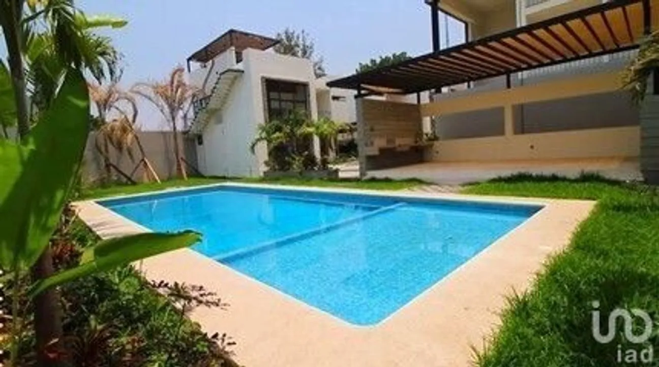 Casa en Venta en Oaxtepec Centro, Yautepec, Morelos | NEX-239903 | iad México | Foto 3 de 46