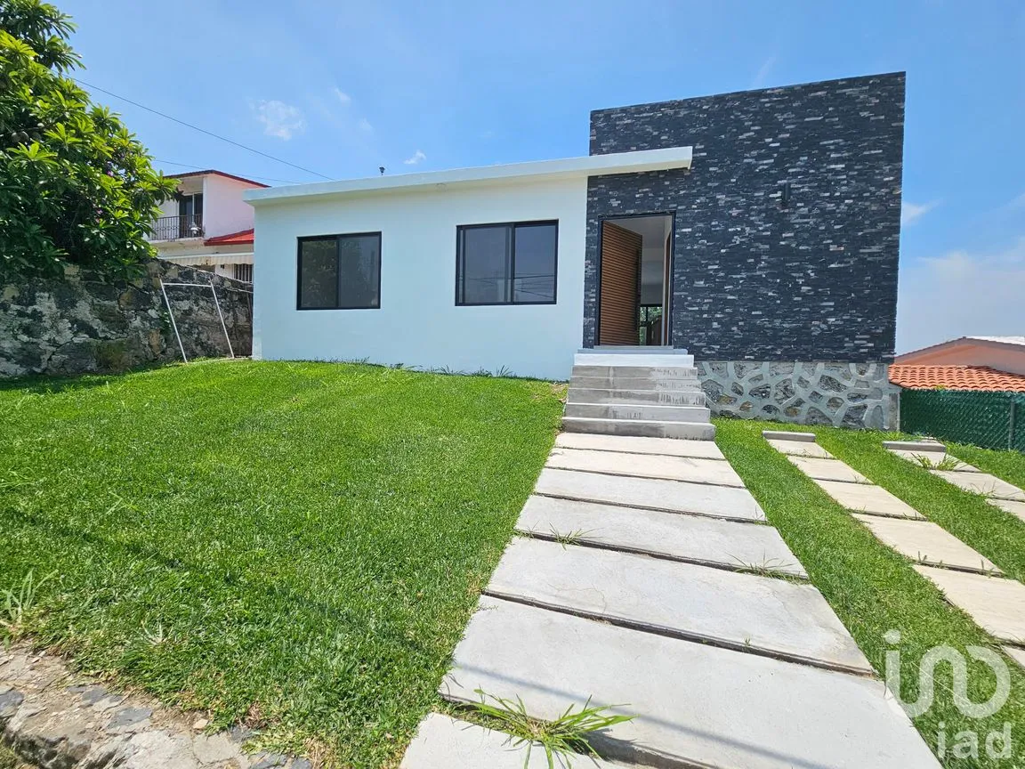 Casa en Venta en Lomas de Cocoyoc, Atlatlahucan, Morelos | NEX-240631 | iad México | Foto 1 de 8