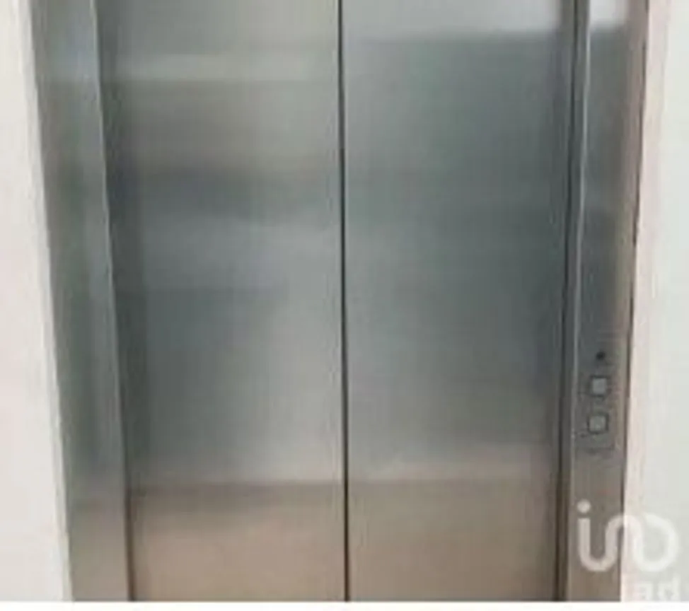 Edificio en Venta en Lomas del Mirador, Querétaro, Querétaro | NEX-240868 | iad México | Foto 2 de 15