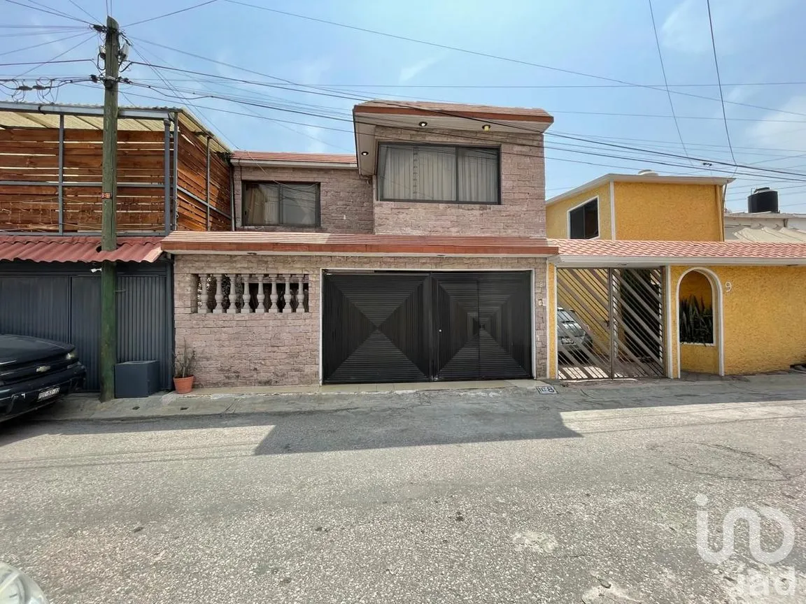 Casa en Venta en Residencial la Luz, Cuautitlán Izcalli, México | NEX-245323 | iad México | Foto 1 de 8