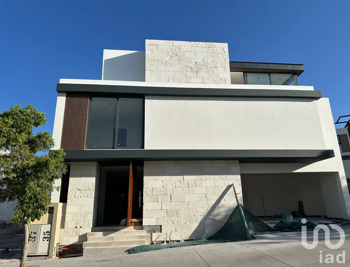 Casa en Venta en Lomas del Predregal, San Luis Potosí, San Luis Potosí | NEX-247285 | iad México | Foto 3 de 10
