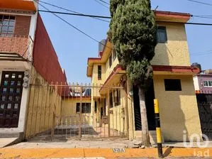 NEX-291793 - Casa en Venta, con 3 recamaras, con 3 baños, con 128 m2 de construcción en Villas de la Hacienda, CP 52929, México.