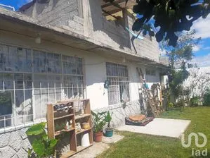 NEX-235763 - Casa en Venta, con 3 recamaras, con 1 baño, con 100 m2 de construcción en Los Reyes Acozac, CP 55755, México.