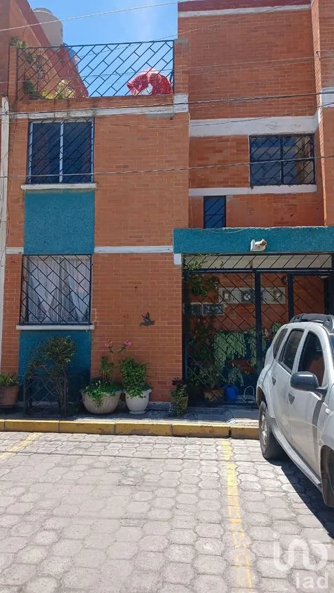 Casa en Venta en Villa Esmeralda, Ecatepec de Morelos, México | NEX-243645 | iad México | Foto 2 de 12