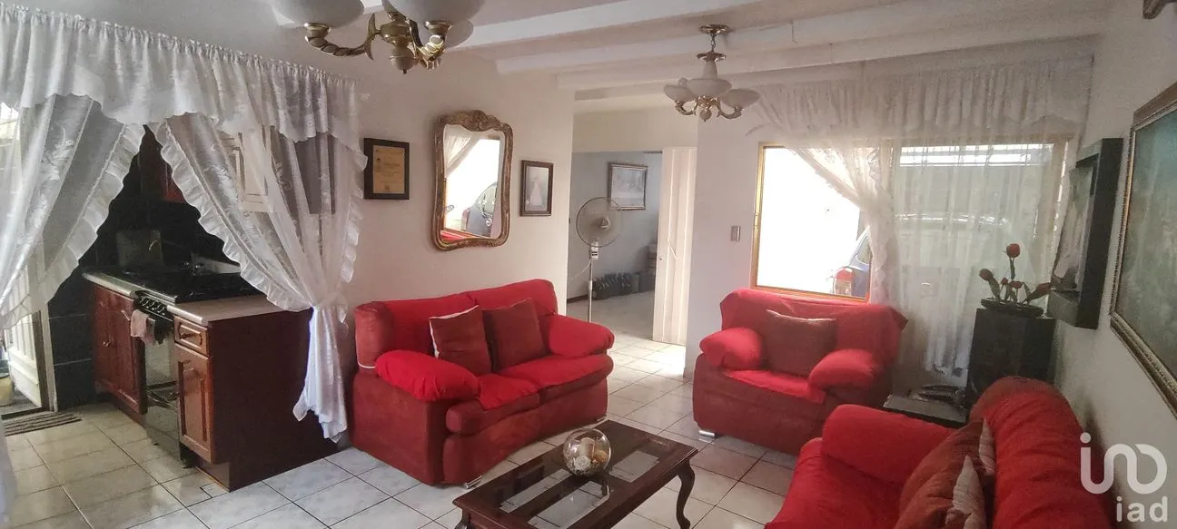 Casa en Venta en Río de Luz, Ecatepec de Morelos, México | NEX-249136 | iad México | Foto 3 de 17