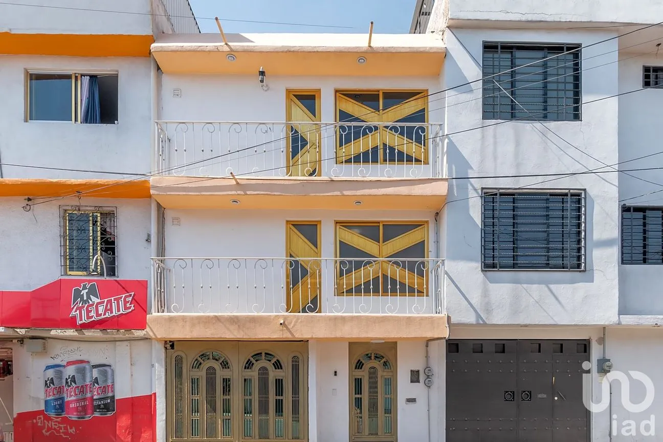 Casa en Venta en Fuentes de Aragón, Ecatepec de Morelos, México | NEX-251075 | iad México | Foto 1 de 15