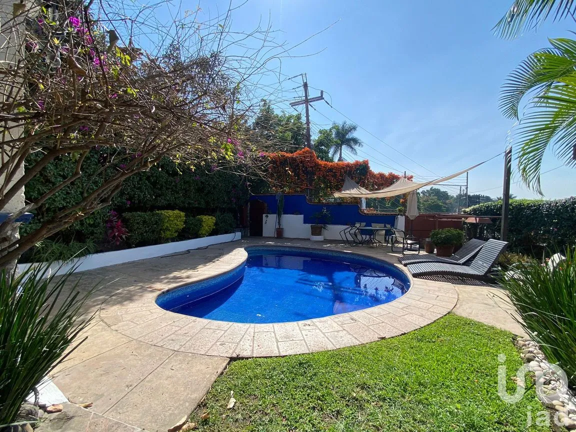 Casa en Venta en Palmira Tinguindin, Cuernavaca, Morelos | NEX-297817 | iad México | Foto 2 de 18