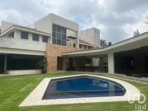 NEX-297951 - Casa en Venta, con 4 recamaras, con 4 baños, con 734 m2 de construcción en Provincias del Canadá, CP 62343, Morelos.