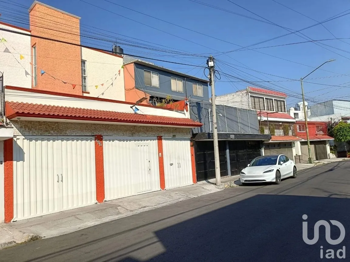 Casa en Venta en Campestre Churubusco, Coyoacán, Ciudad de México | NEX-262656 | iad México | Foto 2 de 49