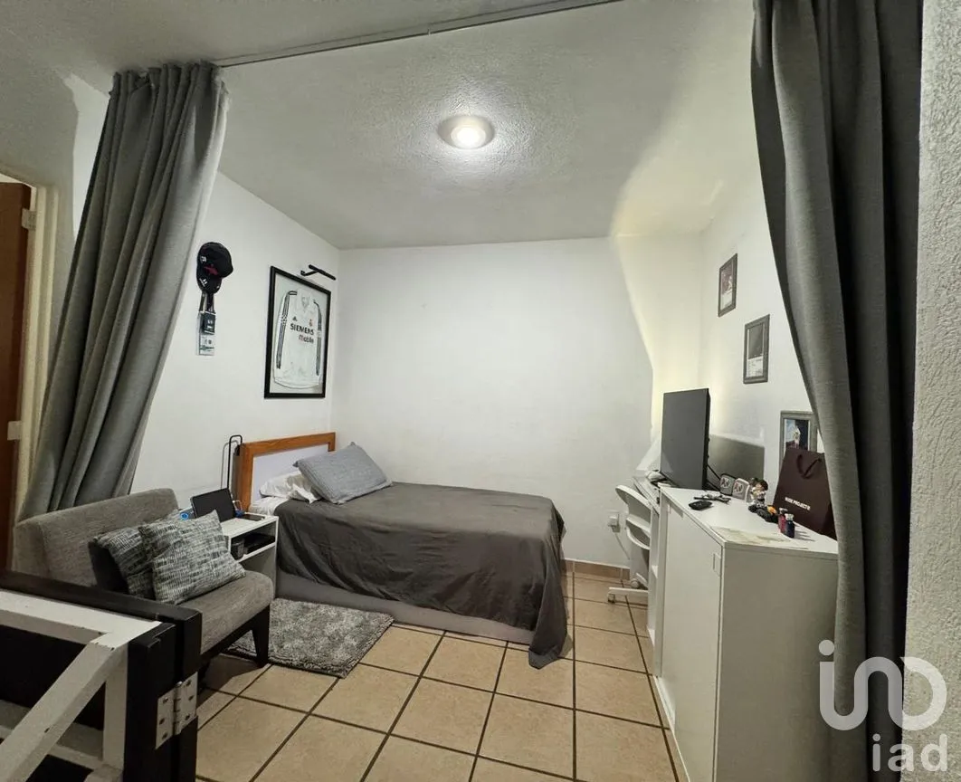 Casa en Venta en Parques del Bosque, San Pedro Tlaquepaque, Jalisco | NEX-287015 | iad México | Foto 11 de 12
