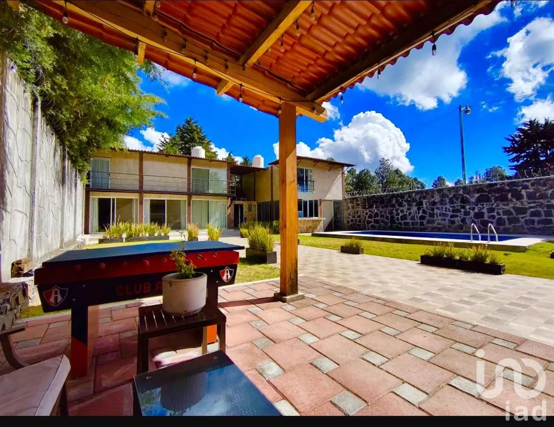 Casa en Venta en Tres Marías, Huitzilac, Morelos | NEX-241647 | iad México | Foto 1 de 22