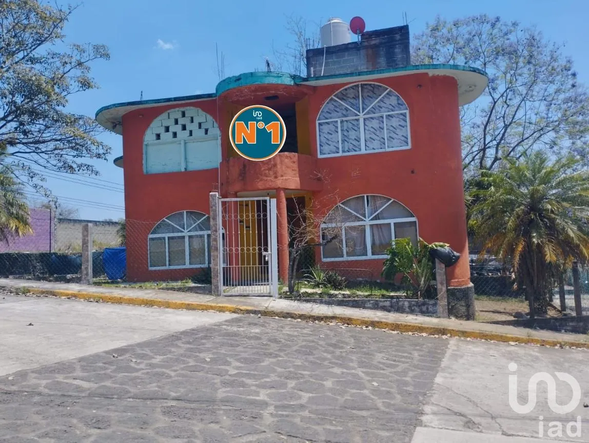 Casa en Venta en El Chico, Emiliano Zapata, Veracruz de Ignacio de la Llave | NEX-247219 | iad México | Foto 1 de 12