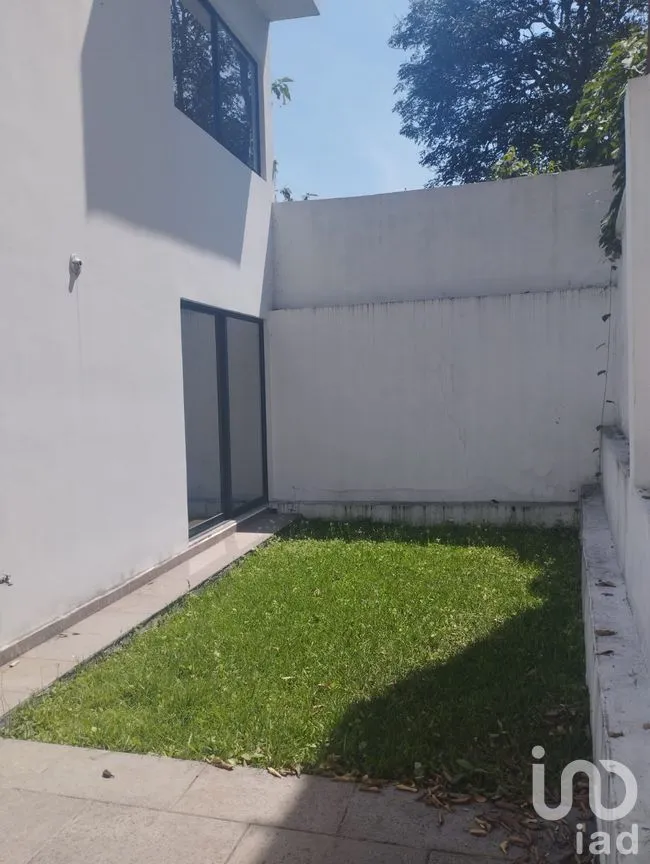 Casa en Venta en Zona Dorada, Coatepec, Veracruz de Ignacio de la Llave | NEX-247314 | iad México | Foto 8 de 15