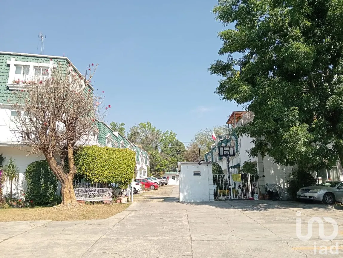 Casa en Venta en Olivar de los Padres, Álvaro Obregón, Ciudad de México | NEX-283935 | iad México | Foto 4 de 40