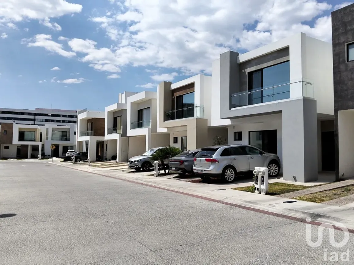 Casa en Venta en Altos Juriquilla, Querétaro, Querétaro | NEX-298834 | iad México | Foto 2 de 23