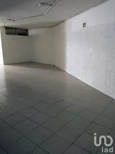NEX-245714 - Oficina en Renta, con 3 recamaras, con 2 baños, con 173 m2 de construcción.