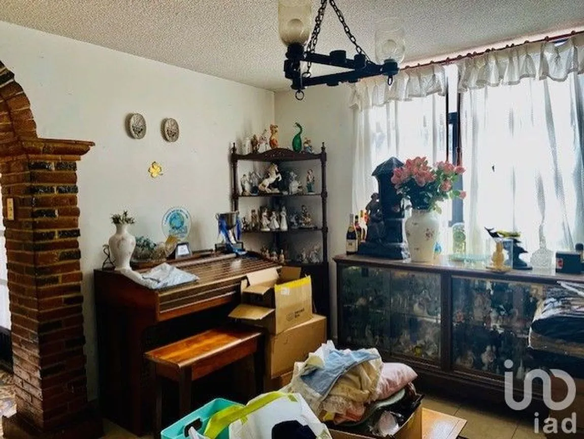 Casa en Venta en Toriello Guerra, Tlalpan, Ciudad de México | NEX-247477 | iad México | Foto 3 de 9