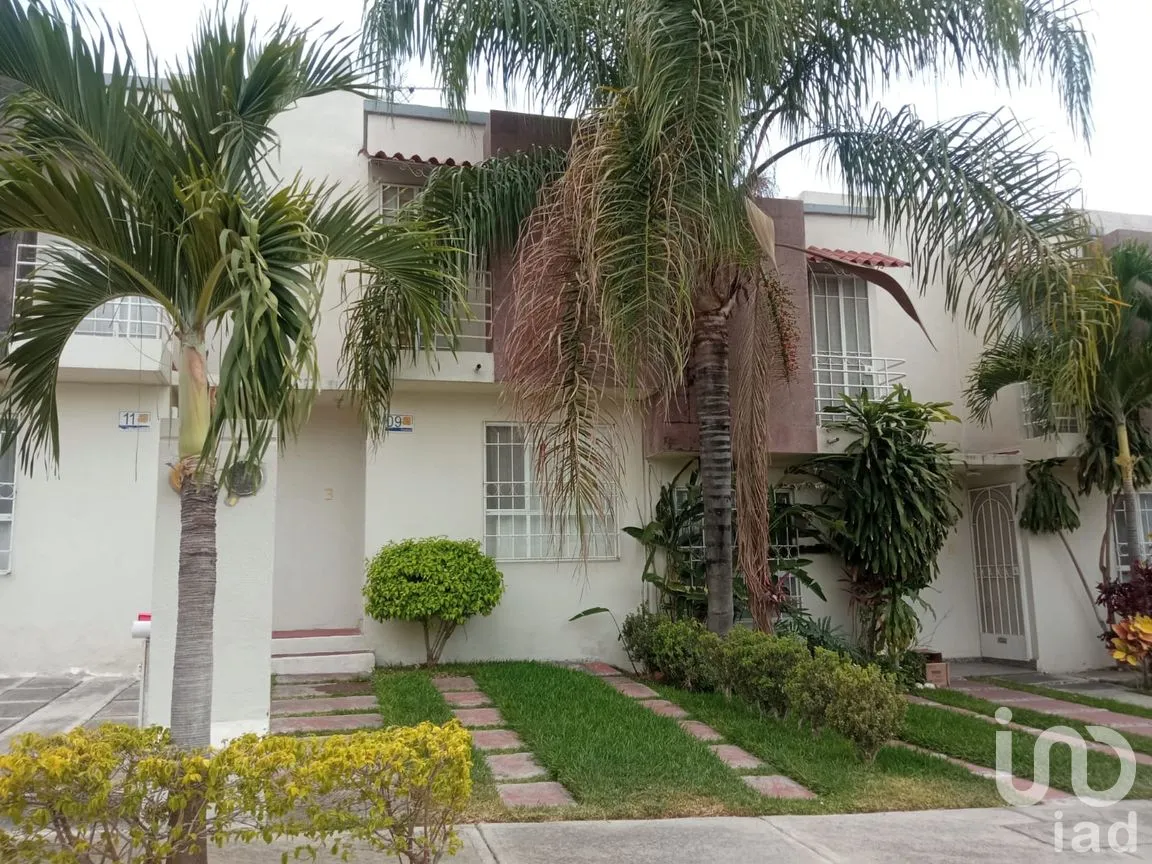 Casa en Venta en Los Laureles, Xochitepec, Morelos | NEX-262361 | iad México | Foto 1 de 17