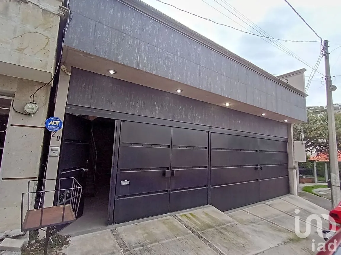Casa en Venta en Paseos del Bosque, Naucalpan de Juárez, México | NEX-287273 | iad México | Foto 1 de 32