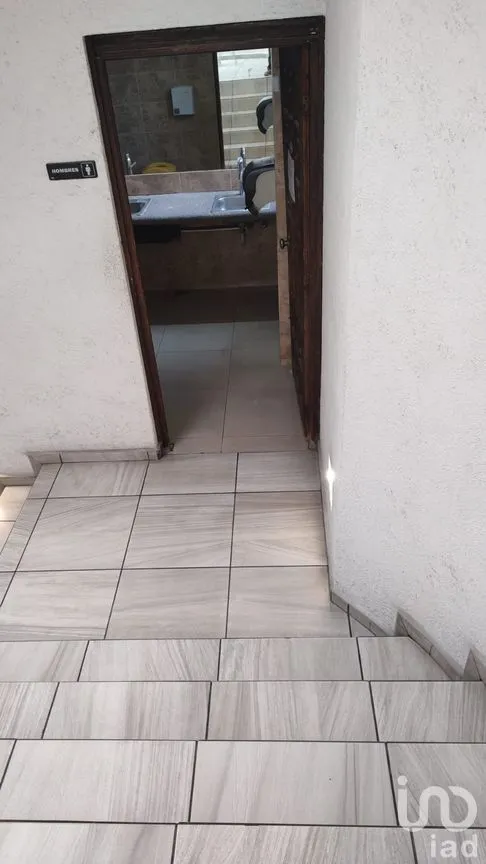 Local en Venta en Toriello Guerra, Tlalpan, Ciudad de México | NEX-289793 | iad México | Foto 11 de 33