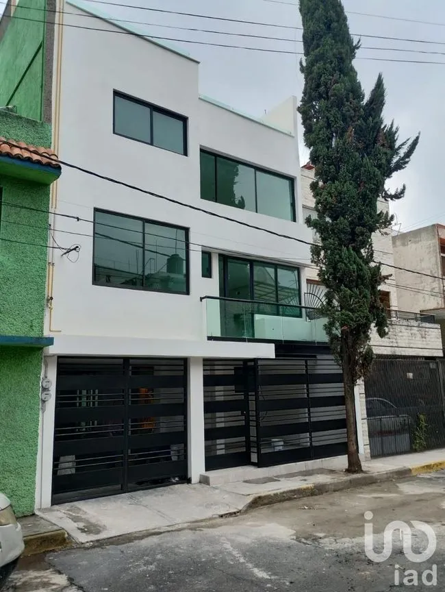 Casa en Renta en Paseos de Churubusco, Iztapalapa, Ciudad de México | NEX-299420 | iad México | Foto 1 de 29