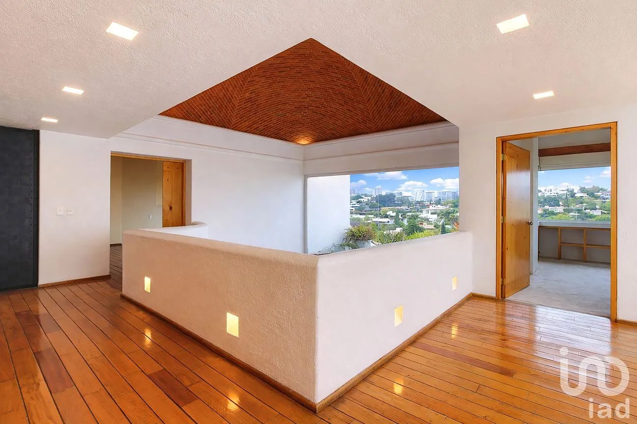 Casa en Venta en Bosques de las Lomas, Cuajimalpa de Morelos, Ciudad de México | NEX-297136 | iad México | Foto 11 de 28