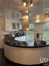 NEX-262086 - Casa en Venta, con 6 recamaras, con 5 baños, con 1098 m2 de construcción.