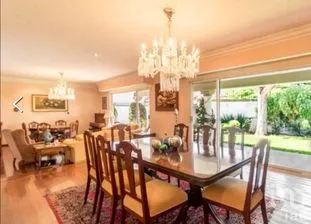 NEX-243318 - Casa en Venta, con 5 recamaras, con 4 baños, con 550 m2 de construcción.