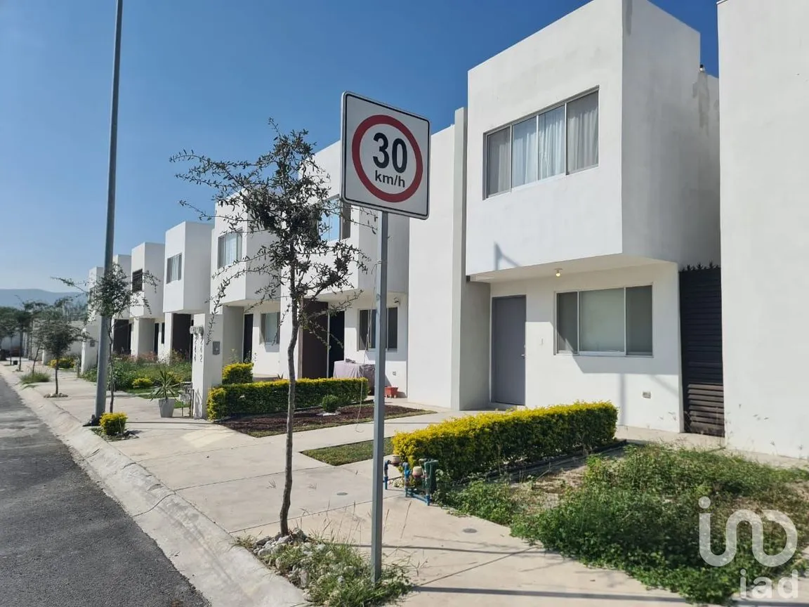 Casa en Venta en Arezzo Residencial, García, Nuevo León | NEX-240088 | iad México | Foto 1 de 21