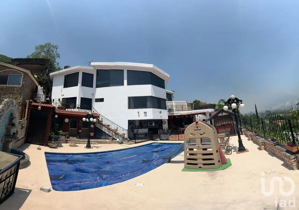 Casa en Venta en Veredalta, San Pedro Garza García, Nuevo León | NEX-257668 | iad México | Foto 8 de 10