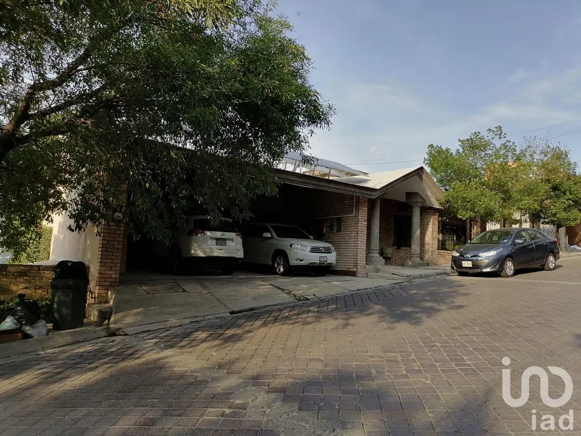 Casa en Venta en Veredalta, San Pedro Garza García, Nuevo León | NEX-257668 | iad México | Foto 1 de 10