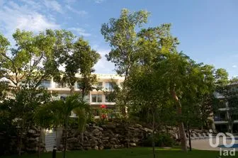 NEX-263170 - Departamento en Venta, con 3 recamaras, con 2 baños, con 196 m2 de construcción.