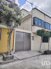 NEX-257439 - Departamento en Venta, con 2 recamaras, con 1 baño, con 47 m2 de construcción en Xochitenco 1a Sección, CP 56360, México.