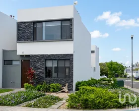NEX-297360 - Casa en Renta, con 3 recamaras, con 3 baños, con 90 m2 de construcción en La Querencia Residencial, CP 91697, Veracruz de Ignacio de la Llave.