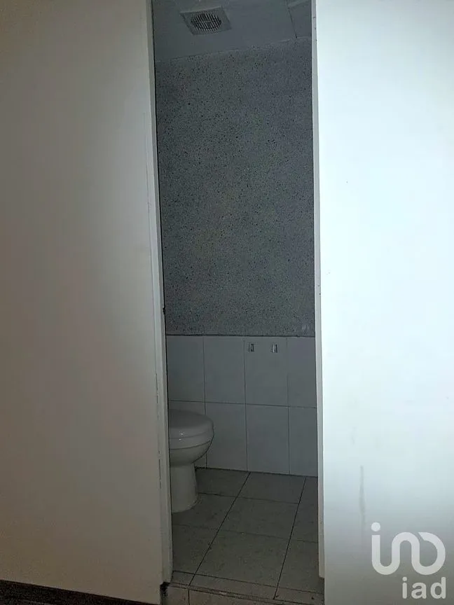 Local en Renta en Insurgentes Mixcoac, Benito Juárez, Ciudad de México | NEX-247939 | iad México | Foto 3 de 7