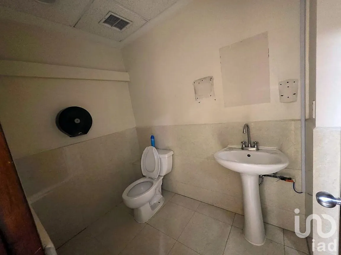 Local en Renta en Insurgentes Mixcoac, Benito Juárez, Ciudad de México | NEX-257182 | iad México | Foto 11 de 24