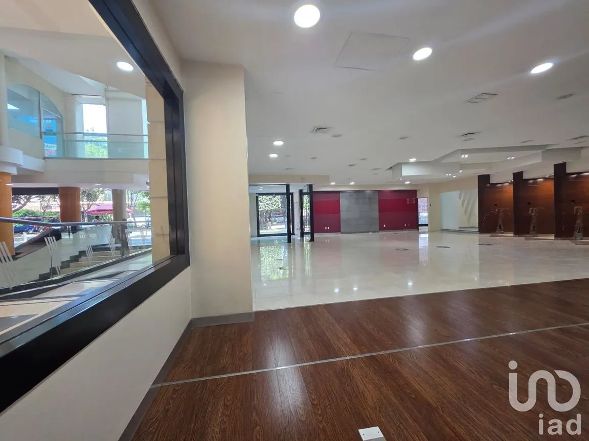 Local en Renta en Insurgentes Mixcoac, Benito Juárez, Ciudad de México | NEX-257182 | iad México | Foto 18 de 24