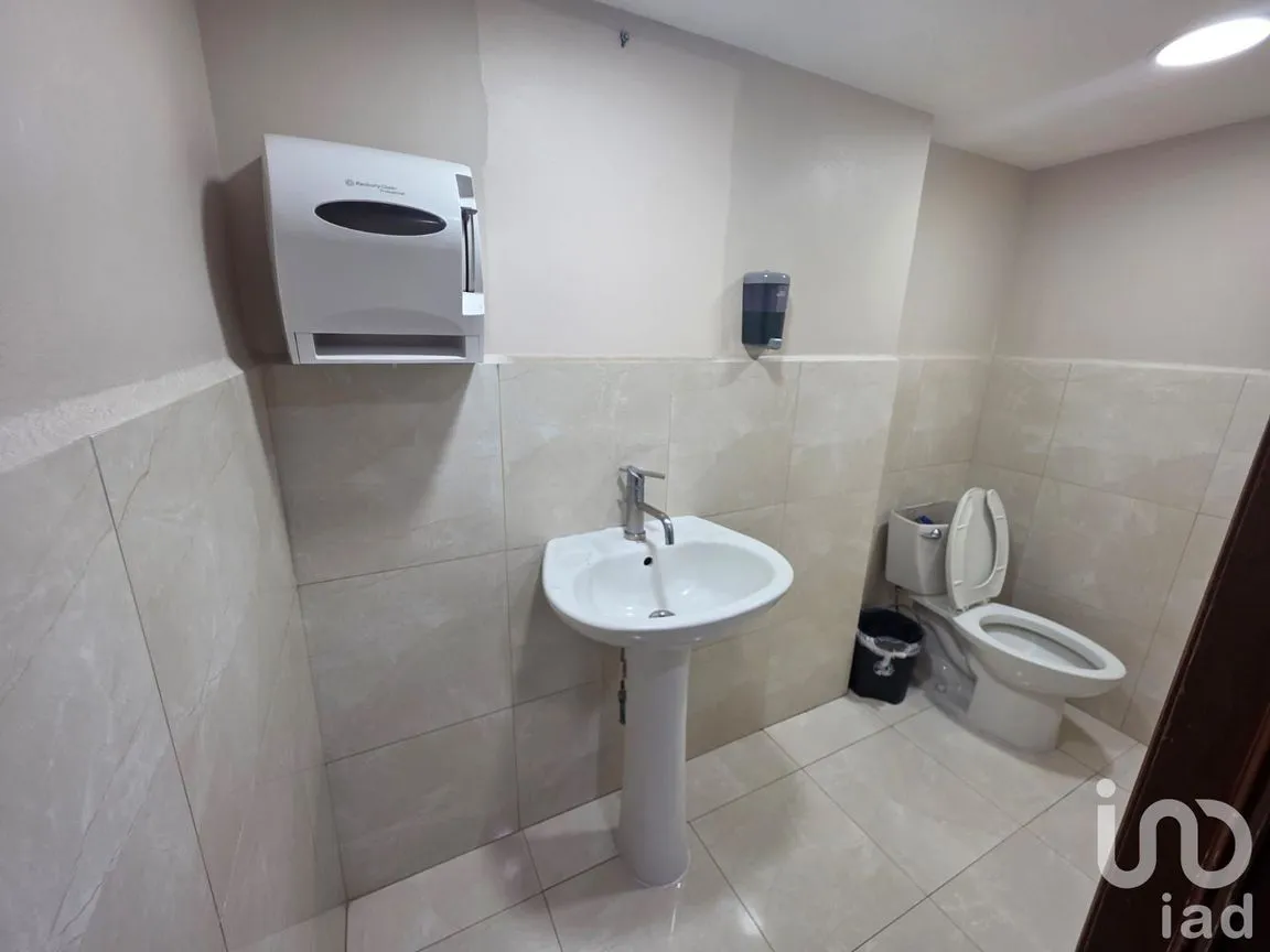 Local en Renta en Insurgentes Mixcoac, Benito Juárez, Ciudad de México | NEX-257182 | iad México | Foto 9 de 24