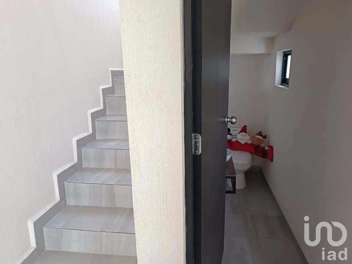 Casa en Venta en Ventanales de Santa María, Celaya, Guanajuato | NEX-244346 | iad México | Foto 3 de 11