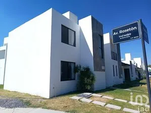 NEX-244346 - Casa en Venta, con 3 recamaras, con 2 baños, con 160 m2 de construcción en Ventanales de Santa María, CP 38010, Guanajuato.