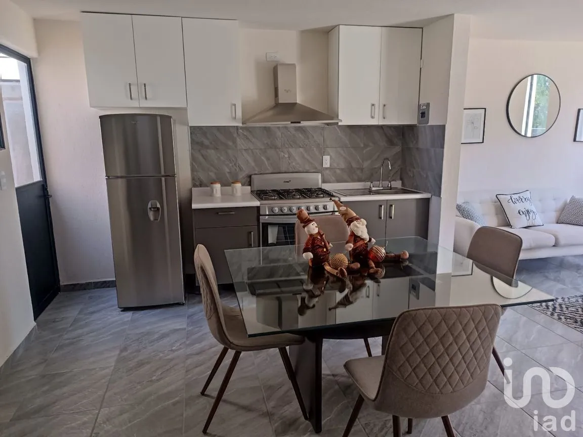 Casa en Venta en Ventanales de Santa María, Celaya, Guanajuato | NEX-247970 | iad México | Foto 3 de 10