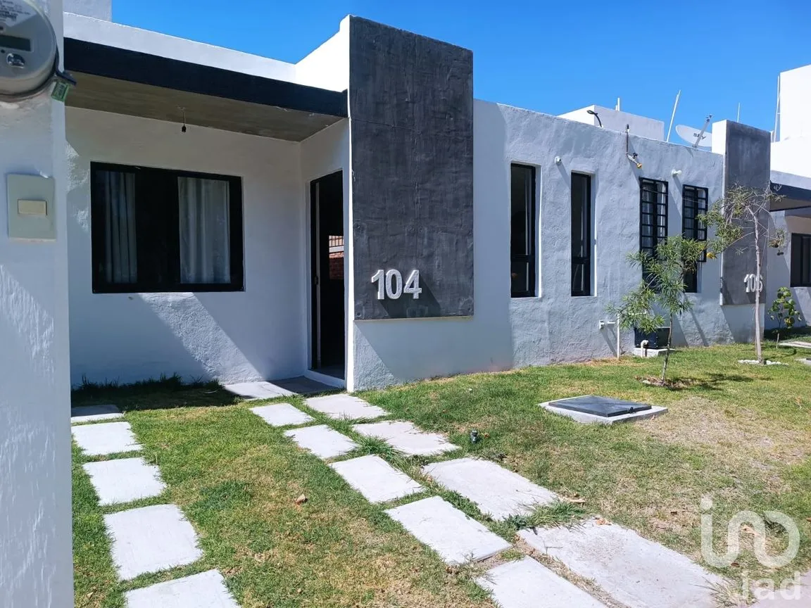 Casa en Venta en Ventanales de Santa María, Celaya, Guanajuato | NEX-247970 | iad México | Foto 1 de 10