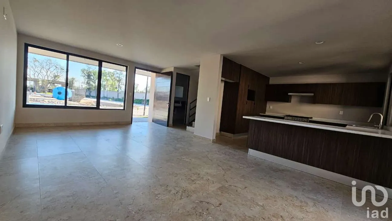 Casa en Venta en Tierra y Libertad, Celaya, Guanajuato | NEX-248068 | iad México | Foto 2 de 11